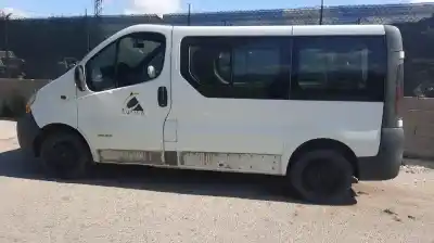 Veículo de Sucata renault trafic combi ab 4.01 6 plazas l2h1 acristalado parcial do ano 0 alimentado 