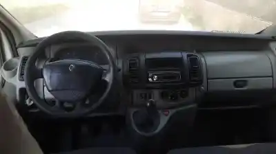 Veículo de Sucata renault trafic combi ab 4.01 6 plazas l2h1 acristalado parcial do ano 0 alimentado 