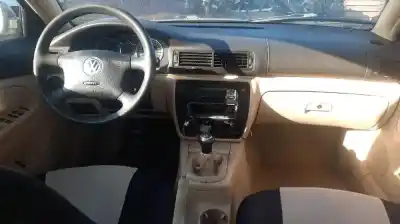 Scrapping Vehicle volkswagen passat berlina (3b3) advance of the year 0 powered awx