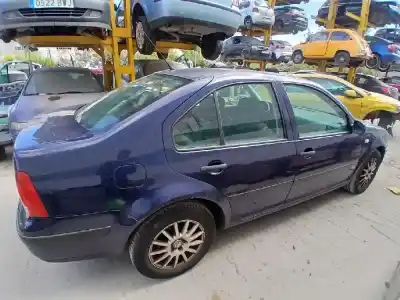 Scrapping Vehicle volkswagen bora berlina (1j2) conceptline of the year 0 powered atd