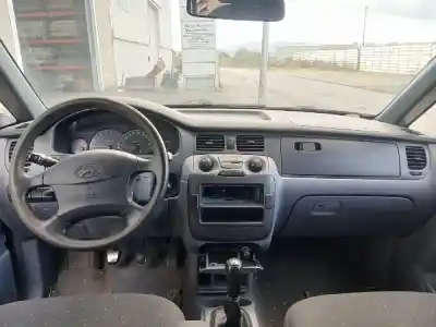 Scrapping Vehicle hyundai trajet (fo) 2.0 gls of the year 0 powered g4jp