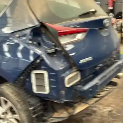 Scrapping Vehicle TOYOTA AURIS (E18) TOYOTA AURIS of the year 2012 powered 