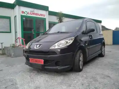 Veicolo di demolizione PEUGEOT 1007  dell'anno 2007 alimentato 9HZDV6TED4