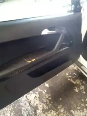 Veículo de Sucata audi a3 sportback (8p) 2.0 tdi ambiente do ano 2010 alimentado cffb