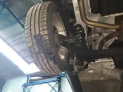 Veículo de Sucata audi a2 (8z) 1.4 do ano 2000 alimentado aua