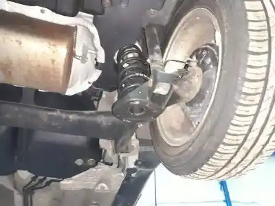 Veículo de Sucata audi a2 (8z) 1.4 do ano 2000 alimentado aua