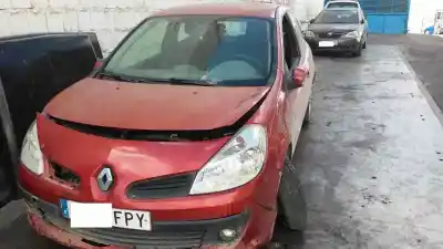 Veículo de Sucata renault clio iii authentique do ano 2007 alimentado k9k766