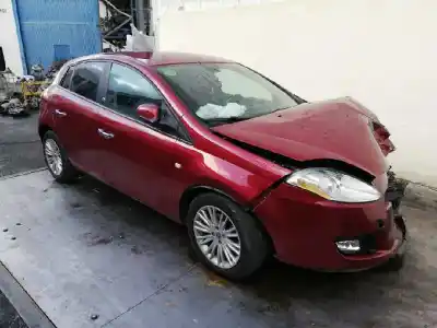 Sloopvoertuig fiat bravo (198) 1.6 16v active multijet (77kw) van het jaar 2009 aangedreven 198a3000