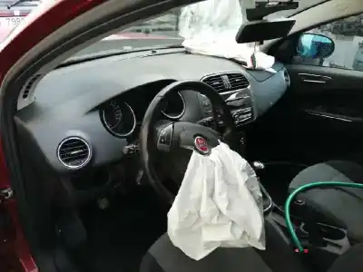 Sloopvoertuig fiat bravo (198) 1.6 16v active multijet (77kw) van het jaar 2009 aangedreven 198a3000