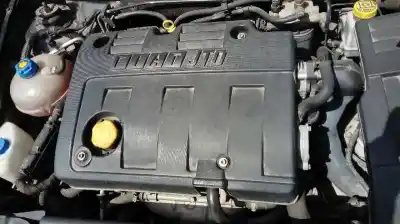 Veicolo di demolizione fiat stilo (192) 1.9 jtd cat dell'anno 2004 alimentato 192a1000
