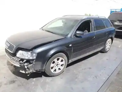 Veículo de Sucata audi a4 avant (8e) 1.9 tdi (96kw) do ano 2015 alimentado awx
