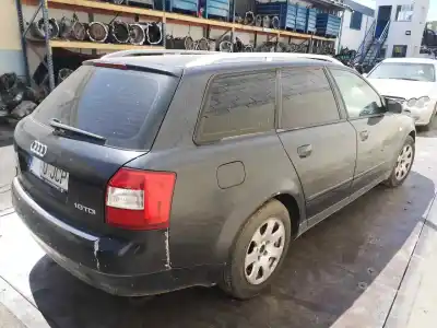 Veículo de Sucata audi a4 avant (8e) 1.9 tdi (96kw) do ano 2015 alimentado awx