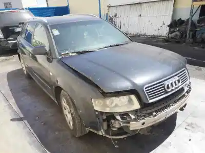 Veículo de Sucata audi a4 avant (8e) 1.9 tdi (96kw) do ano 2015 alimentado awx