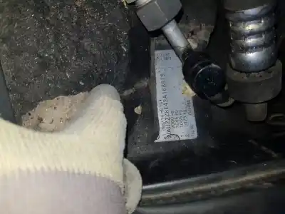 Veículo de Sucata audi a4 avant (8e) 1.9 tdi (96kw) do ano 2015 alimentado awx