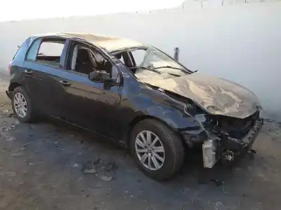 Scrapping Vehicle VOLKSWAGEN GOLF VI (5K1) Rabbit BlueMotion of the year 2009 powered CAYC