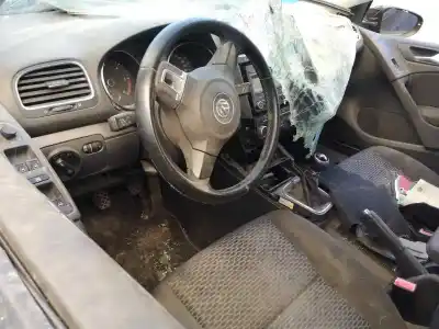 Veículo de Sucata volkswagen golf vi (5k1) rabbit bluemotion do ano 2009 alimentado cayc