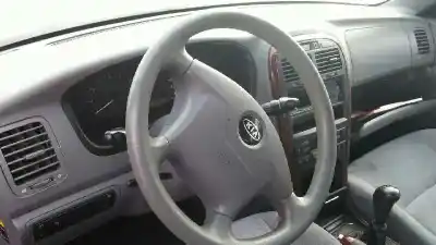 Здавання транспортного засобу kia magentis ex року 2004 потужний g4jp