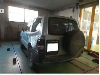 Veículo de Sucata mitsubishi montero (v60/v70) 2.5 tdi sahel do ano 2005 alimentado 4d56t