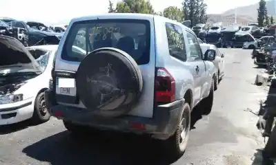 Veículo de Sucata mitsubishi montero (v60/v70) 2.5 tdi sahel do ano 2005 alimentado 4d56t