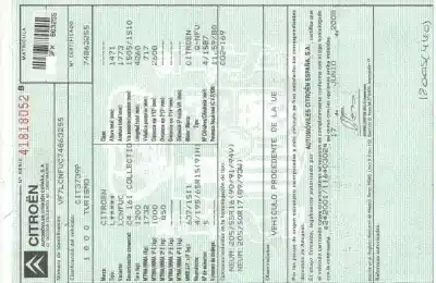 Vehicul casat citroen c4 berlina collection al anului 2008 alimentat nfu