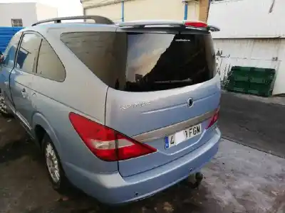 Здавання транспортного засобу ssangyong rodius xdi року 2006 потужний d27dt