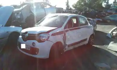 Здавання транспортного засобу renault twingo iii zen року 2015 потужний h4b401