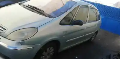 Véhicule à la ferraille CITROEN XSARA PICASSO (N68) 1.6 HDi de l'année 2005 alimenté 9HY