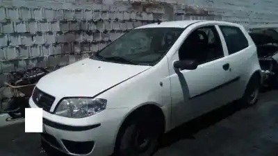 Verschrottungsfahrzeug FIAT PUNTO BERLINA (188) 1.3 JTD Classic des Jahres 2005 angetrieben 188A9000