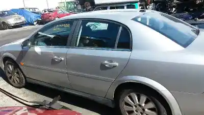 Veículo de Sucata opel vectra c berlina comfort do ano 2003 alimentado z22se
