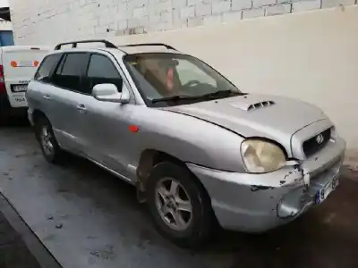 Vehicul casat hyundai santa fe (sm) 2.0 gls crdi 4x4 al anului 2001 alimentat d4ea