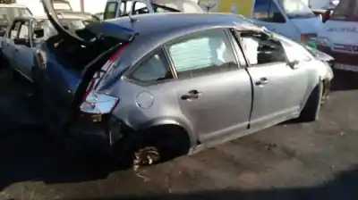 Vehicul casat citroen c4 berlina collection al anului 2006 alimentat 9hx