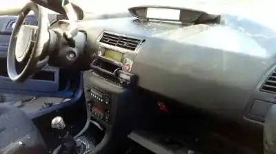 Vehicul casat CITROEN C4 BERLINA Collection al anului 2006 alimentat 9HX