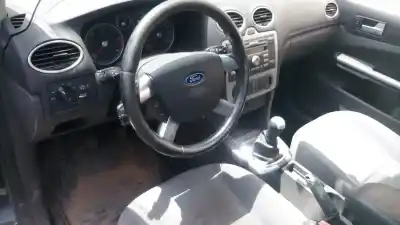 Veículo de Sucata ford focus berlina (cap) 1.8 tdci turbodiesel cat do ano 2006 alimentado kkda