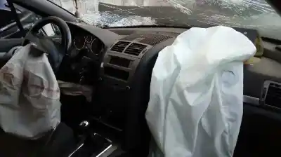 Veículo de Sucata peugeot 407 st confort do ano 2016 alimentado rhr