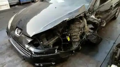 Veículo de Sucata PEUGEOT 407 ST Confort do ano 2016 alimentado RHR