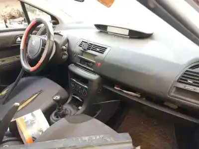 Veículo de Sucata citroen c4 berlina collection do ano 2007 alimentado 9hx