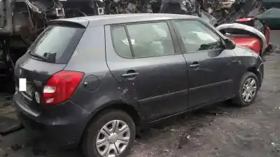 Verschrottungsfahrzeug SKODA FABIA (5J2 ) 1.4 TDI 69 CV / 51 KW des Jahres 2010 angetrieben BNM