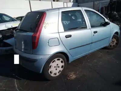 Verschrottungsfahrzeug FIAT PUNTO BERLINA (188) 1.2 8V Dynamic des Jahres 2003 angetrieben 188A4000