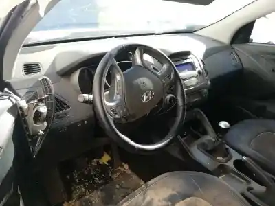 Veículo de Sucata hyundai ix35 comfort 2wd 116 cv / 85 kw do ano 2014 alimentado d4fd