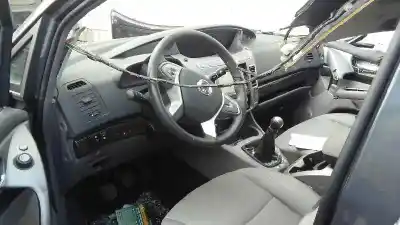 Здавання транспортного засобу ssangyong rodius * року 2016 потужний 672960