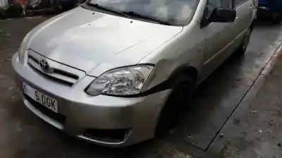 Veicolo di demolizione toyota corolla (e12) 2.0 d-4d linea luna berlina dell'anno 2005 alimentato 1cdftv
