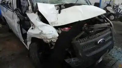 Veículo de Sucata FORD TRANSIT CAJA ABIERTA ´06 FT 300 K Cabina simple. corta 110 CV / 81 KW do ano 2013 alimentado CYFA