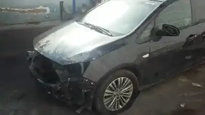 Здавання транспортного засобу OPEL ASTRA J LIM. Selective року 2015 потужний B16DTL