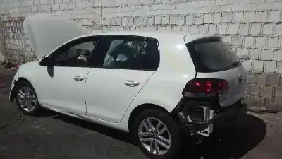 Veículo de Sucata volkswagen golf vi (5k1) 2.0 tdi do ano 2009 alimentado cbd