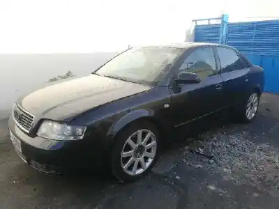 Veículo de Sucata audi a4 berlina (8e) 2.5 v6 24v tdi do ano 2001 alimentado ake