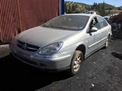 Veículo de Sucata citroen c5 berlina 2.0 hdi sx do ano 2003 alimentado rhz