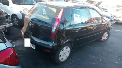 Verschrottungsfahrzeug fiat punto berlina (188) 1.2 8v dynamic des jahres 2007 angetrieben 188a4000