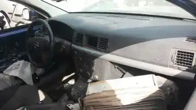 Veículo de Sucata opel vectra c berlina club do ano 2003 alimentado y22dtr