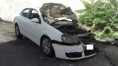 Scrapping Vehicle VOLKSWAGEN JETTA III (1K2) 1.9 TDI of the year 2006 powered BXE
