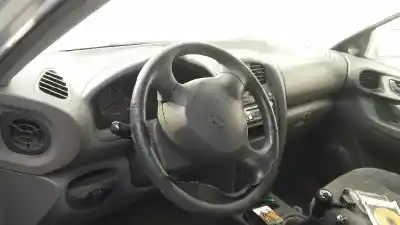 Veículo de Sucata hyundai santa fe (sm) 2.0 gls crdi 4x4 do ano 2004 alimentado d4ea